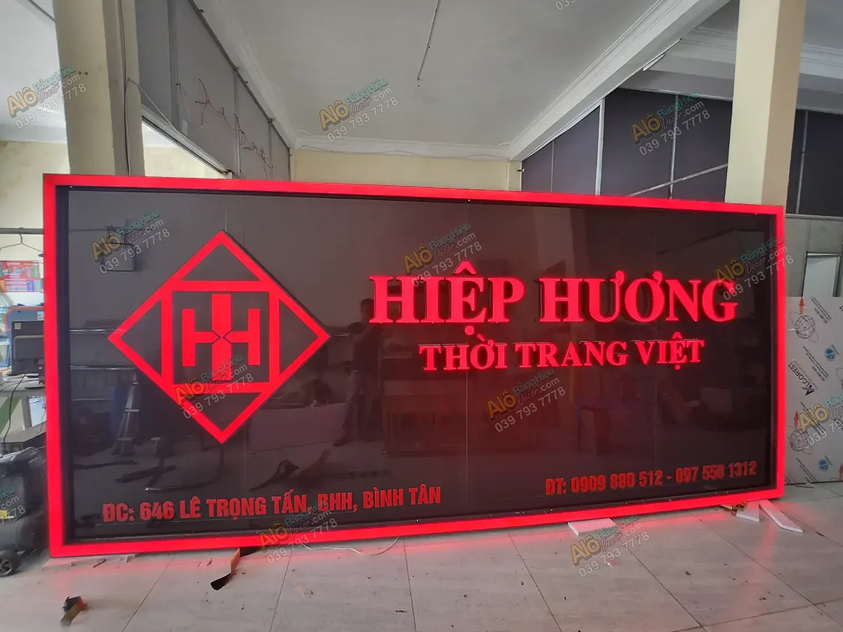 Bảng hiệu shop thời trang Tại Bình tân